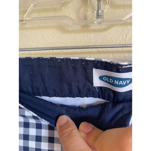 Old Navy Blue and White Gingham Everyday Shorts - Picture 5 of 8